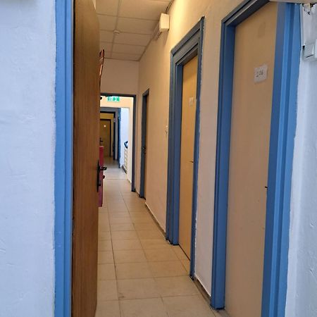 Momo'S Hostel Tel Awiw Zewnętrze zdjęcie
