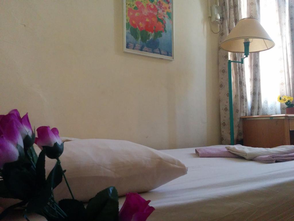 Momo'S Hostel Tel Awiw Zewnętrze zdjęcie