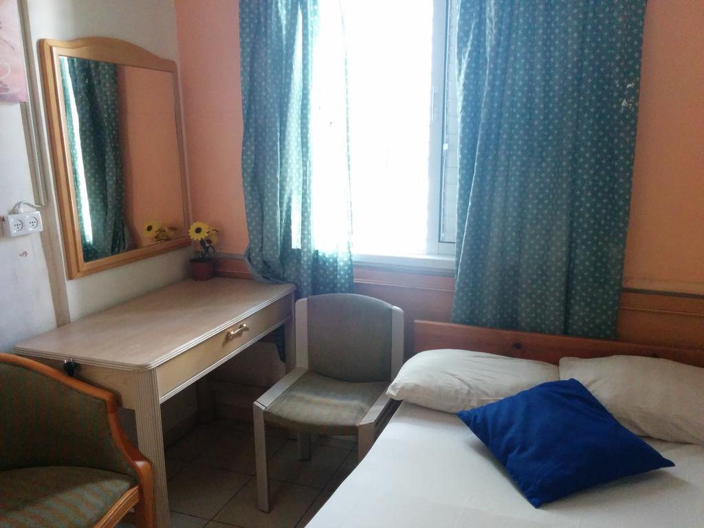 Momo'S Hostel Tel Awiw Zewnętrze zdjęcie