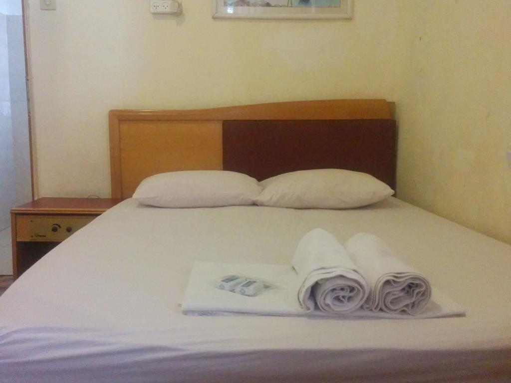 Momo'S Hostel Tel Awiw Zewnętrze zdjęcie